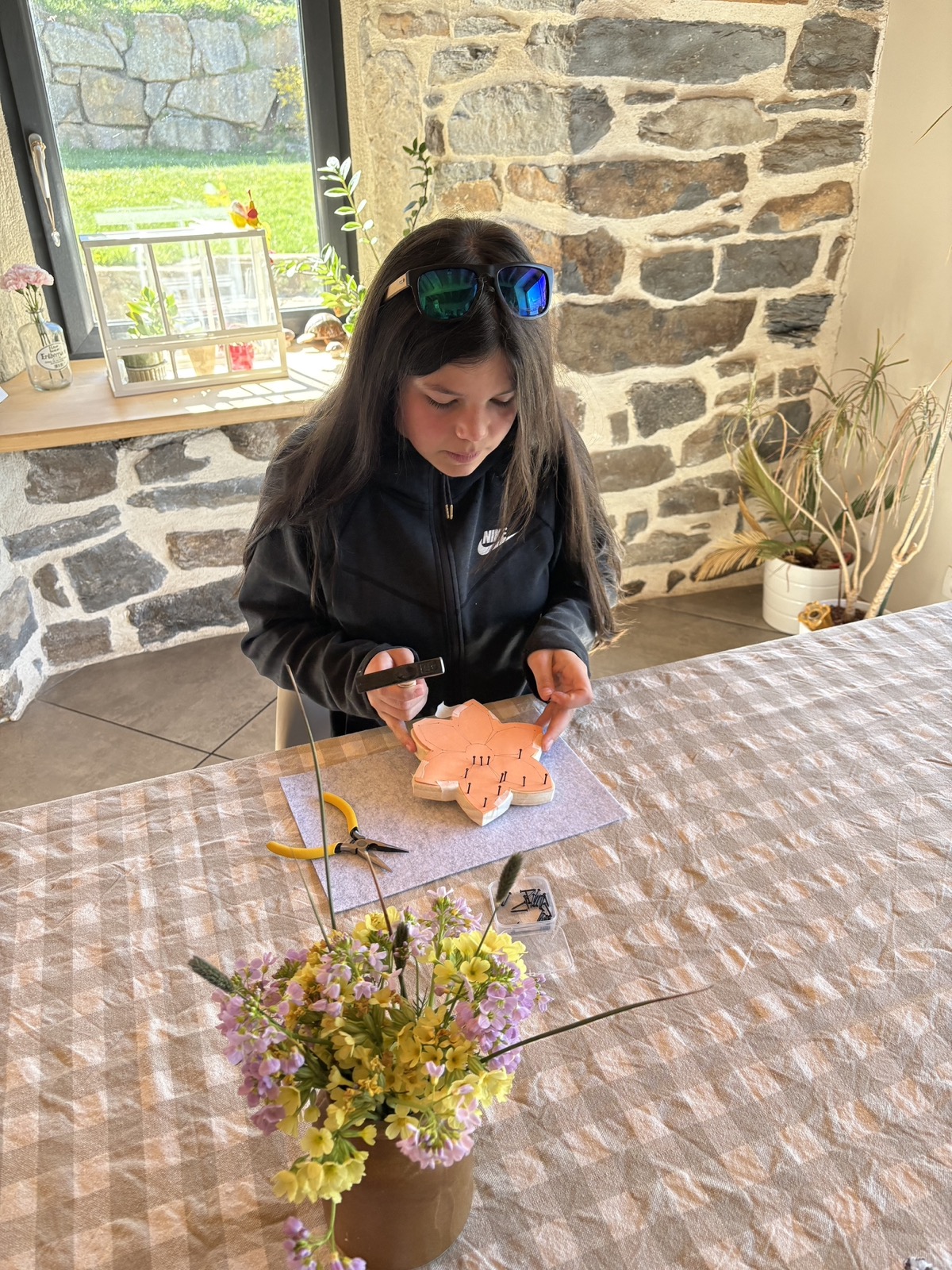 Création string art réalisée lors d'un atelier enfants - L'Atelier Fachines